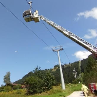 Evakuierung-Gondelbahn-in-Kitzbuehel