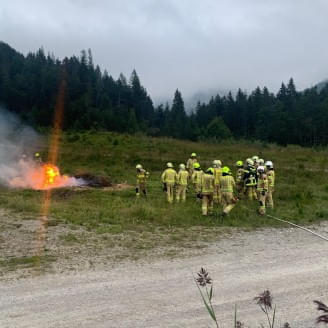 Bezirksschulung-Bodenbrandbekaempfung