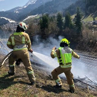 Brand-Bahndamm-in-Fieberbrunn